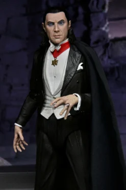 NECA - Universal Monsters - Ultimate Dracula (Transylvania) 7" Action Figure -Deals ZLCCollectibles Store 04814 UNP 9 scaled 1