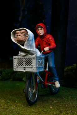 NECA - E.T. 40th Anniversary - Elliot & E.T. On Bicycle 7" Action Figure
