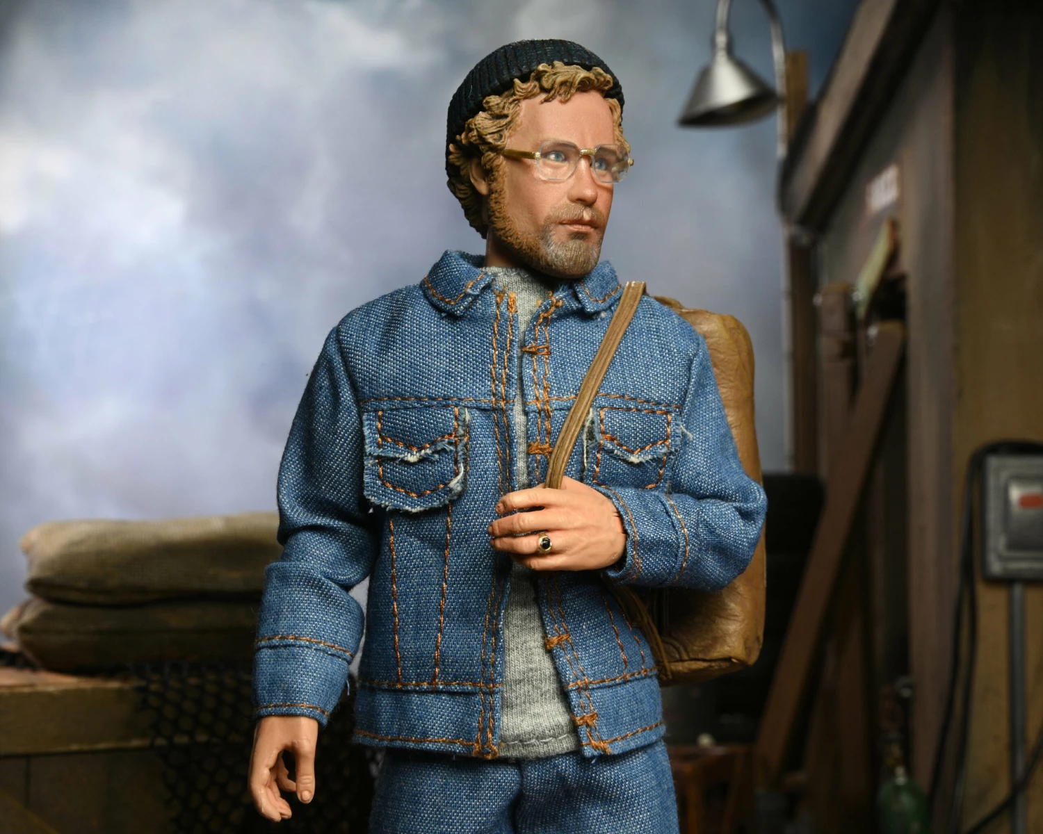NECA - Jaws - Hooper (Amity Arrival) 8" Clothed Action Figure 5 NECA - Jaws - Hooper (Amity Arrival) 8" Clothed Action Figure - Image 3