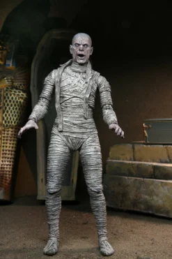 NECA - Universal Monsters - Ultimate Mummy 7" Action Figure